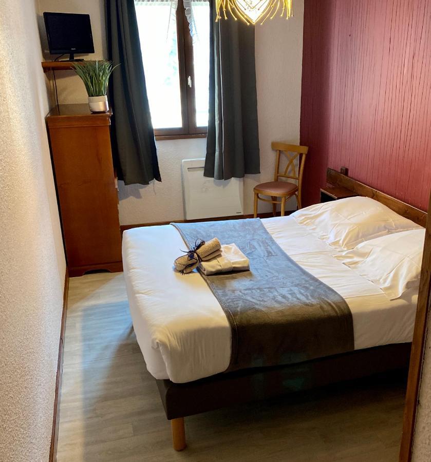 Hôtel des Alpes Aix-les-Bains Buitenkant foto